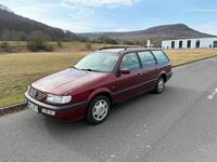 Gebraucht VW Passat 101 PS (74 kW) 1997 Rot Kombi