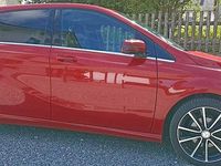 Gebraucht Mercedes B180 109 PS (80 kW) 2013 Rot Van / Kleinbus