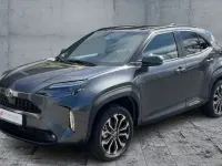 Neu Toyota Yaris Cross 131 PS (96 kW) 2025 Schwarz SUV