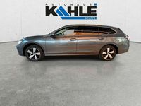 Neu VW Passat IQ Drive 150 PS (110 kW) 2026 Diabasgrau metallic Kombi