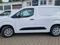 Neu Fiat Doblò 102 PS (75 kW) 2026 549 Van / Kleinbus