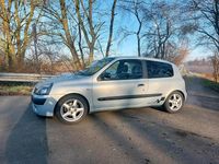Gebraucht Renault Clio II Dynamique 75 PS (55 kW) 2003 Silber Limousine
