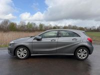 Gebraucht Mercedes A180 122 PS (89 kW) 2013 Grau Limousine