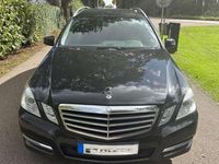 Gebraucht Mercedes E200 Classic 170 PS (125 kW) 2011 Schwarz Limousine