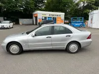 Gebraucht Mercedes C200 Elegance 116 PS (85 kW) 2002 Silber Limousine