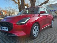 Gebraucht Suzuki Swift Club 83 PS (61 kW) 2025 Rot Kleinwagen
