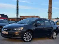 Gebraucht Opel Astra Active 140 PS (102 kW) 2014 Grau Kombi