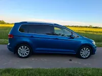 Gebraucht VW Touran Highline 150 PS (110 kW) 2017 Blau Van / Kleinbus