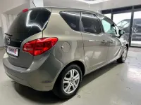 Gebraucht Opel Meriva Active 120 PS (88 kW) 2013 Muskatgrau/muskat braun(m2) Van / Kleinbus