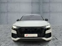 Gebraucht Audi Q8 Ambiente 286 PS (210 kW) 2022 Gletscherweiß metallic SUV