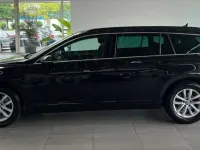 Gebraucht VW Passat 122 PS (89 kW) 2023 Schwarz Kombi