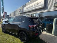 Gebraucht Jeep Compass 131 PS (96 kW) 2024 Schwarz SUV