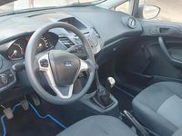 Gebraucht Ford Fiesta 60 PS (44 kW) 2011 Blau Kleinwagen