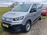 Neu Fiat Doblò 131 PS (96 kW) 2026 Grau Van / Kleinbus