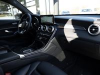 Gebraucht Mercedes GLC200 AMG 197 PS (144 kW) 2020 Unilack polarweiss SUV