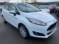 gebraucht Ford Fiesta 1.0 EB Celebration 1.Hand Einparkhilfe Motor NEU