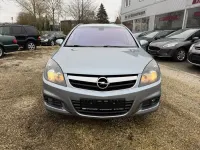 Gebraucht Opel Vectra Edition+ 140 PS (102 kW) 2008 Silber Limousine
