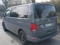 Gebraucht VW Multivan Family 150 PS (110 kW) 2021 Grau Van