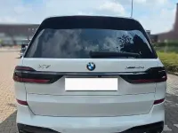 Gebraucht BMW X7 M Sport 352 PS (258 kW) 2024 Weiß SUV