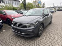 Gebraucht VW Tiguan Move 150 PS (110 kW) 2024 Grau SUV