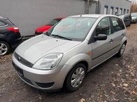 Gebraucht Ford Fiesta 70 PS (51 kW) 2005 Silber Kleinwagen