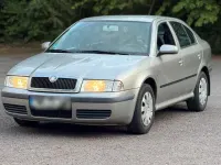 Gebraucht Skoda Octavia 95 PS (69 kW) 2010 Limousine