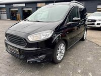 Gebraucht Ford Tourneo Courier Titanium 101 PS (74 kW) 2016 Schwarz Van / Kleinbus