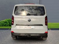 Gebraucht VW T7 150 PS (110 kW) 2025 Grau Van