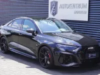 Gebraucht Audi RS3 Comfort 400 PS (294 kW) 2024 Mythosschwarz metallic Limousine