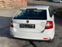 Gebraucht Skoda Rapid Active 90 PS (66 kW) 2013 Weiß Kleinwagen