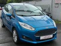 Gebraucht Ford Fiesta Titanium 82 PS (60 kW) 2016 Blau Kleinwagen