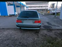 Gebraucht BMW 520 Basis 170 PS (125 kW) 2002 Grün Kombi