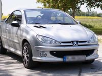 Gebraucht Peugeot 206 CC 109 PS (80 kW) 2004 Silber Cabrio