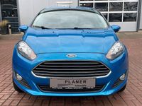 Gebraucht Ford Fiesta SYNC Edition 82 PS (60 kW) 2015 Blau Kleinwagen