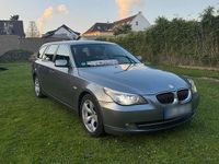 Gebraucht BMW 530 235 PS (172 kW) 2009 Silber Kombi