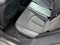 Gebraucht Mercedes E220 Avantgarde 150 PS (110 kW) 2003 Silber Limousine