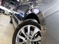 Gebraucht VW Multivan 204 PS (150 kW) 2024 Indiumgrau Van / Kleinbus