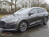 Gebraucht Ford Focus Titanium 120 PS (88 kW) 2022 Grau Kombi