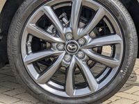 Neu Mazda 3 Exclusive 140 PS (102 kW) 2026 Polymetal grey metallic Limousine