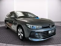 Gebraucht VW Passat Elegance 150 PS (110 kW) 2025 Diabasgrau metallic (metallic) Kombi