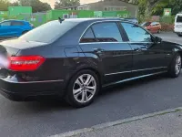 Gebraucht Mercedes E250 Avantgarde 2011 Blau Limousine
