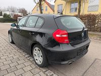 Gebraucht BMW 116 122 PS (89 kW) 2009 Schwarz Kleinwagen
