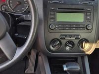 Second-hand VW Golf V 120 CP (88 kW) 2004 Maro Hatchback