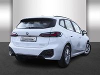 Gebraucht BMW 220 Performance 170 PS (125 kW) 2025 Weiß Van / Kleinbus