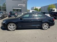 Używany VW Jetta 125 KM (91 kW) 2015 Czarny Sedan/Limuzyna