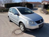 Gebraucht VW Fox Basis 54 PS (39 kW) 2006 Silber Kleinwagen