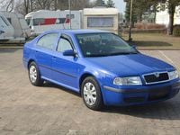 Gebraucht Skoda Octavia 101 PS (74 kW) 2009 Blau Limousine