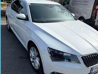 Gebraucht Skoda Superb Style 120 PS (88 kW) 2017 Weiß Limousine