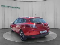 Gebraucht Renault Mégane III Bose Edition 132 PS (97 kW) 2015 Rot Limousine