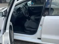 Gebraucht VW Polo Comfortline 90 PS (66 kW) 2014 Weiß Limousine